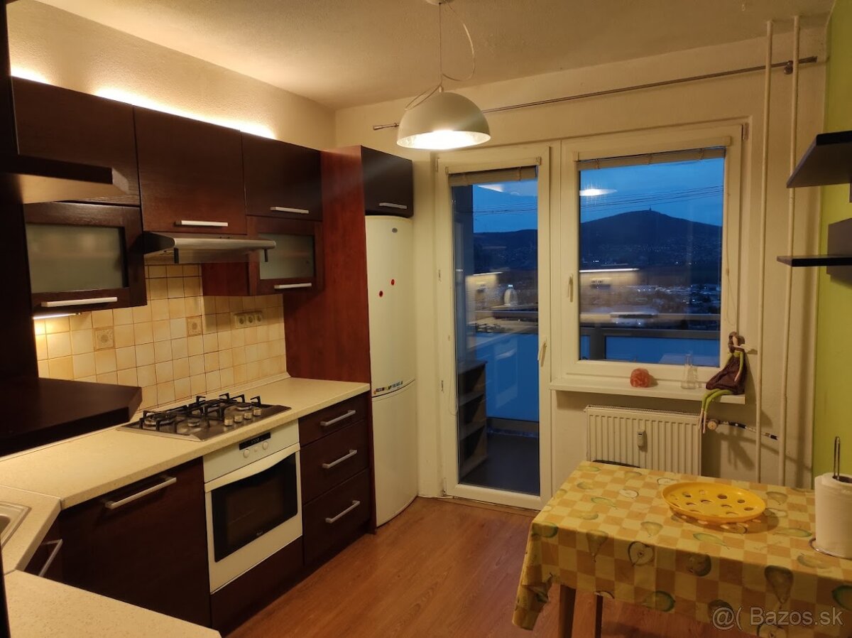 Prenájom 3‑izbového bytu