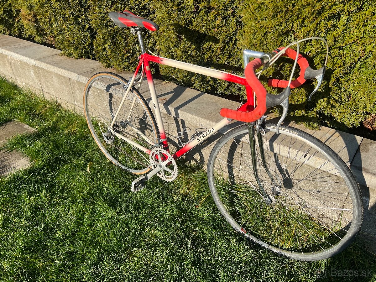KTM Strada