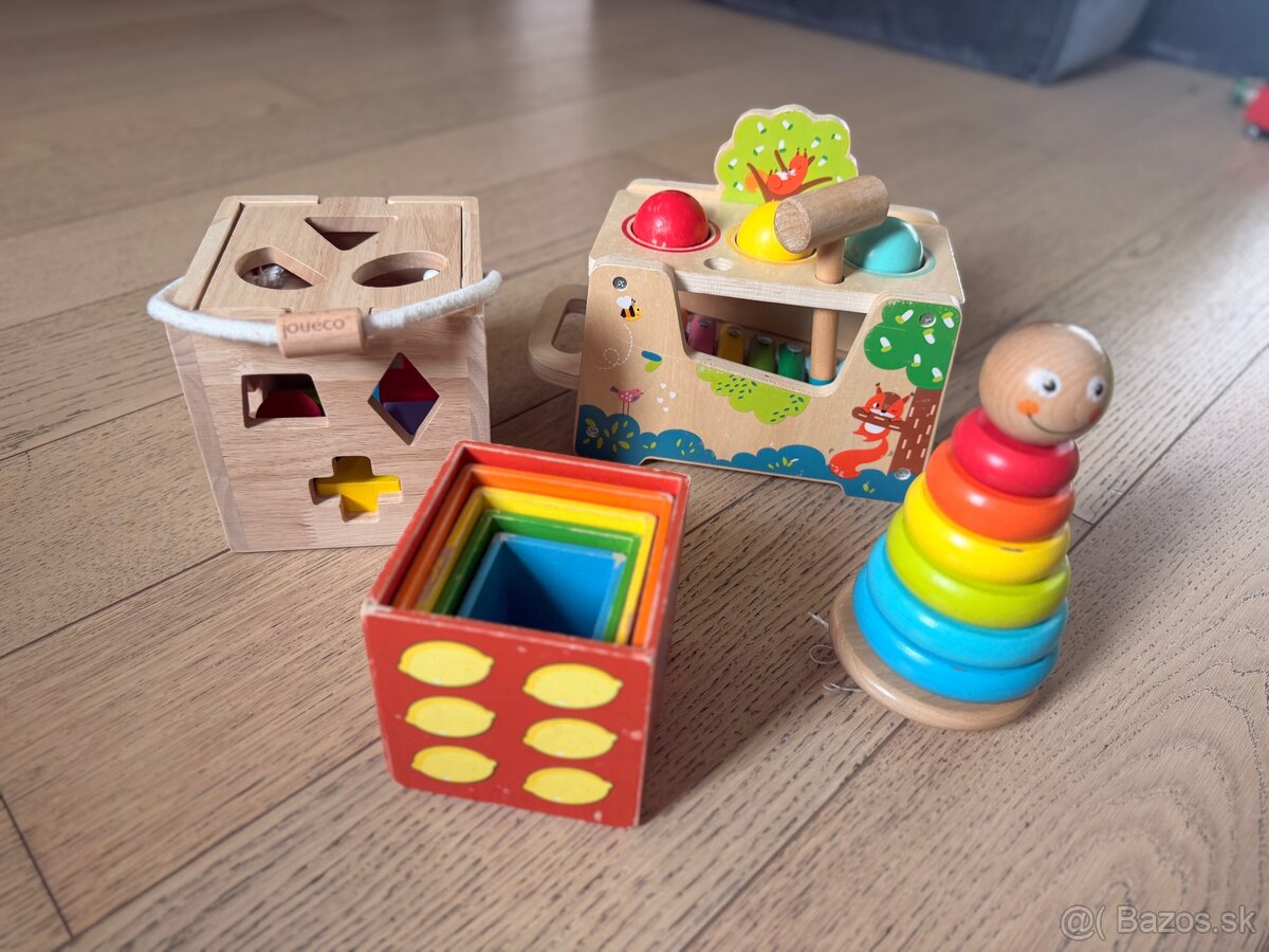 Sada drevených hračiek