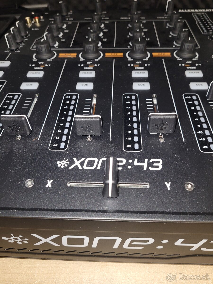 Allen & Heath Xone 43