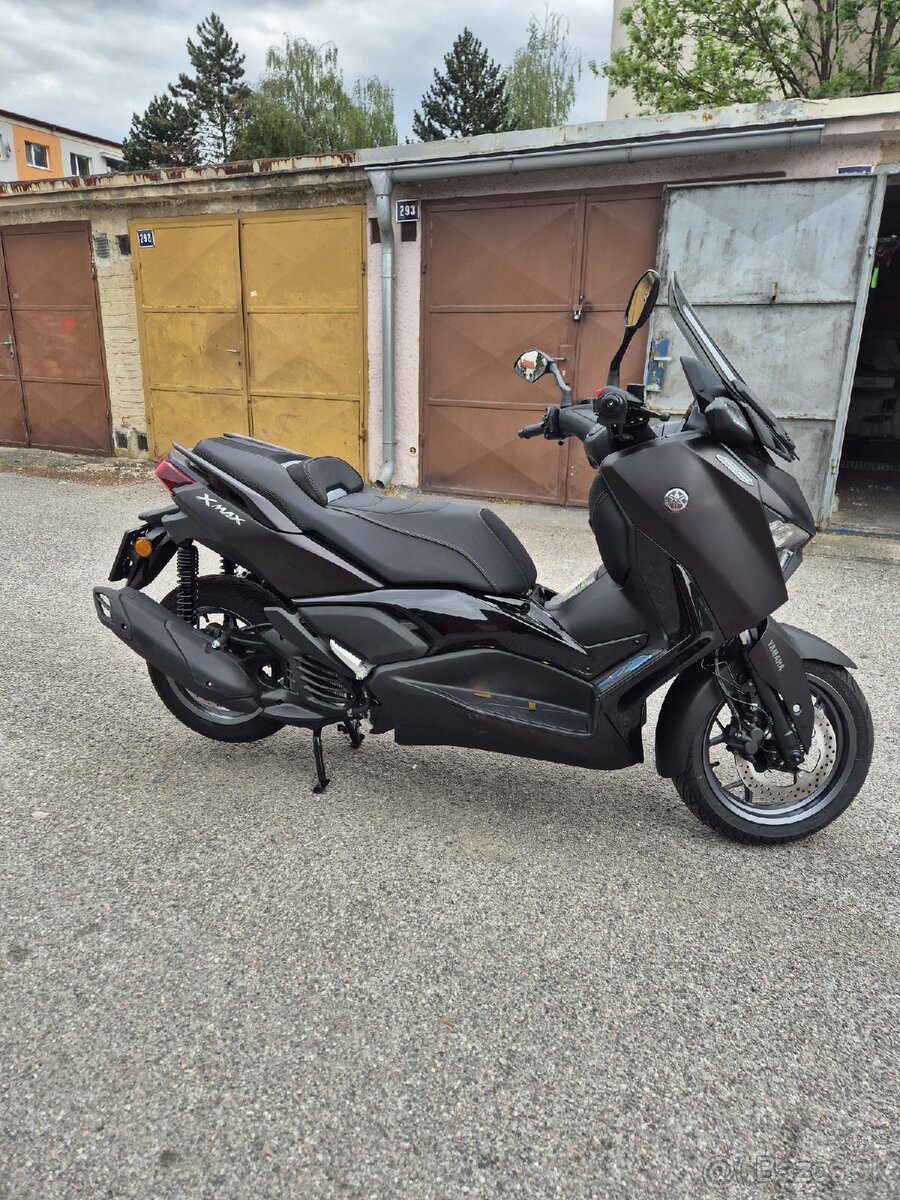 Yamaha X max 125 tech max NOVÁ