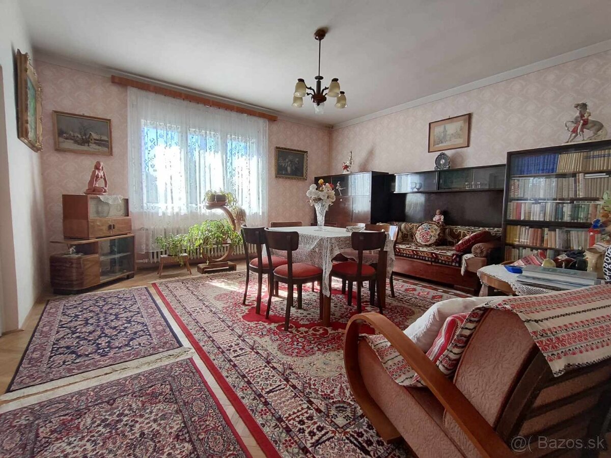 Na predaj rodinný dom v obci Zlaté Moravce v tichej lokalite