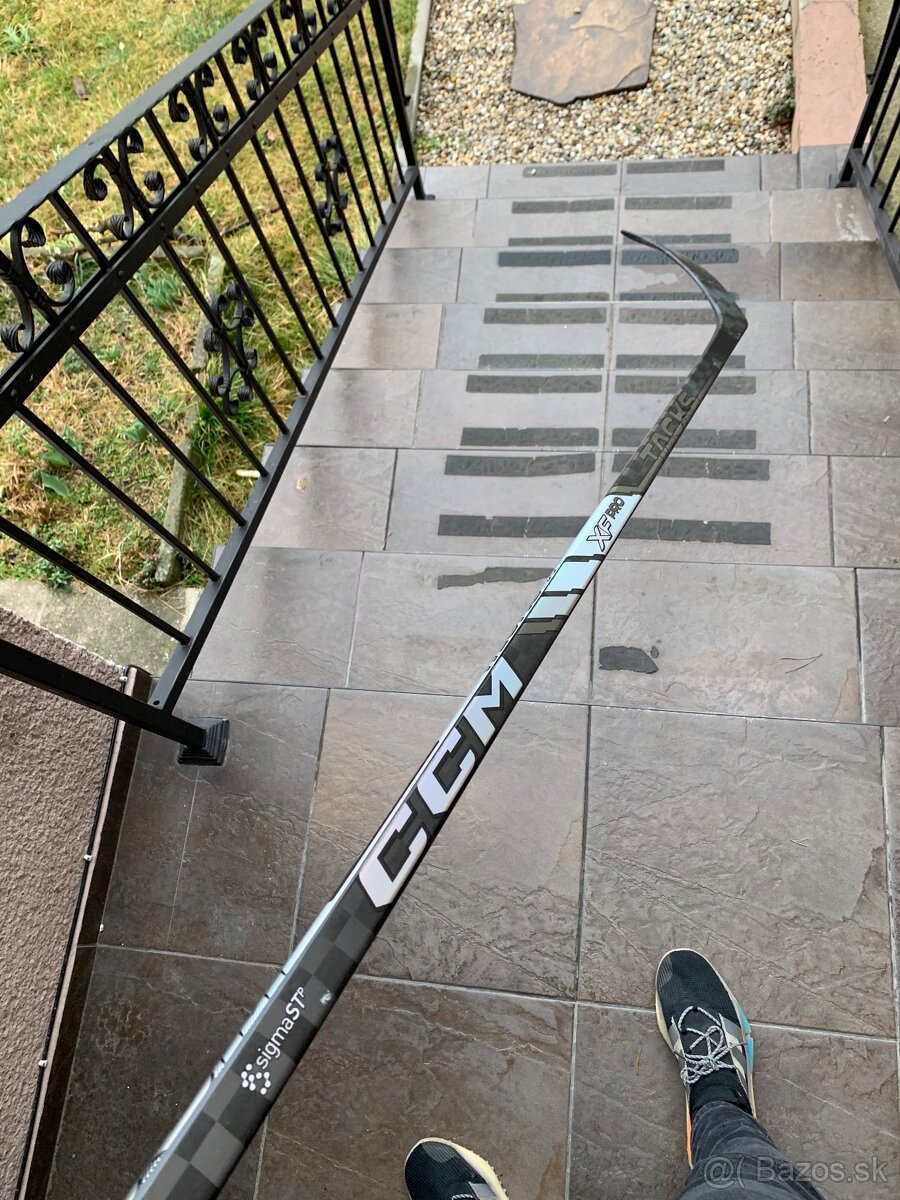 CCM Tacks XF Pro