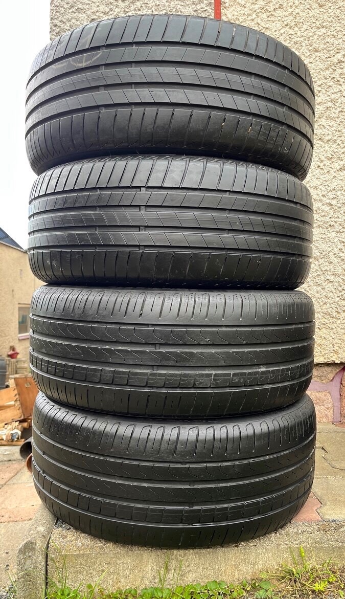 Letné pneu 235/45 r18