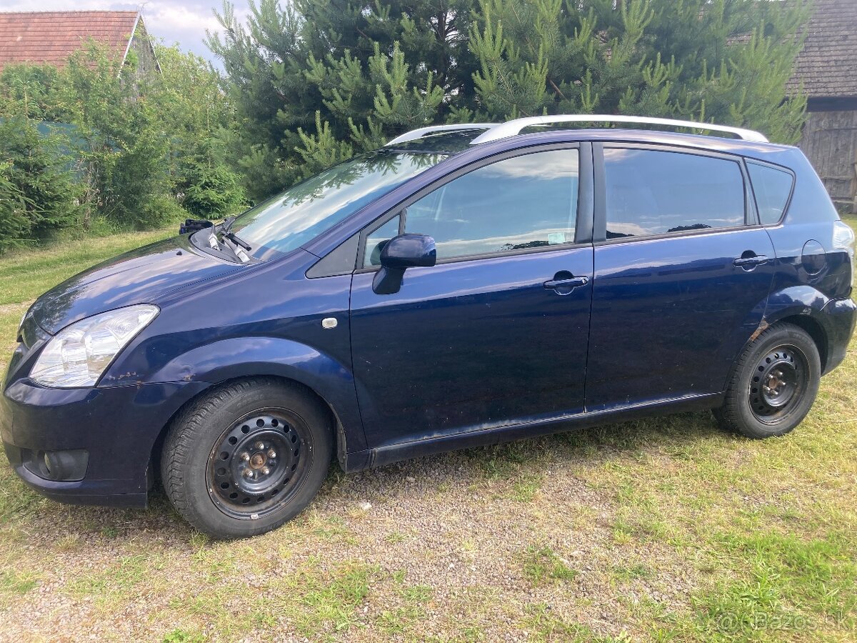 toyota corolla verso