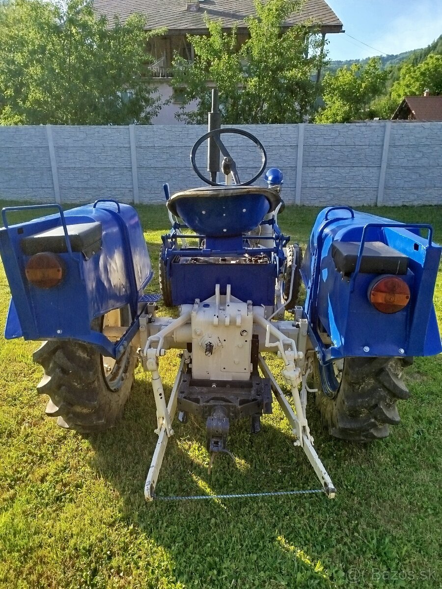 Zetor 25