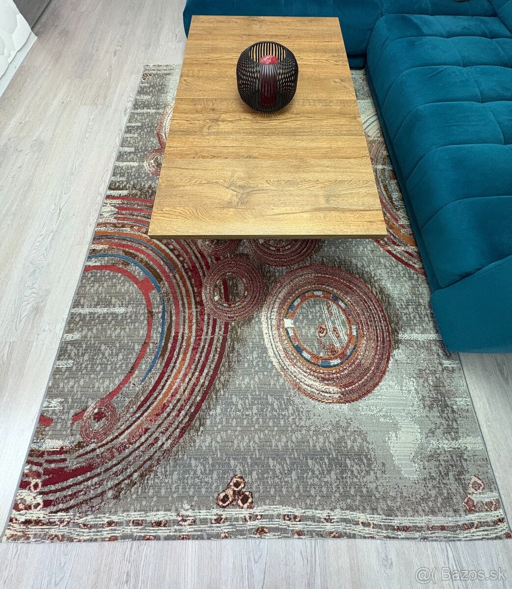 Takmer nový koberec, 160x235 cm, etno vzor