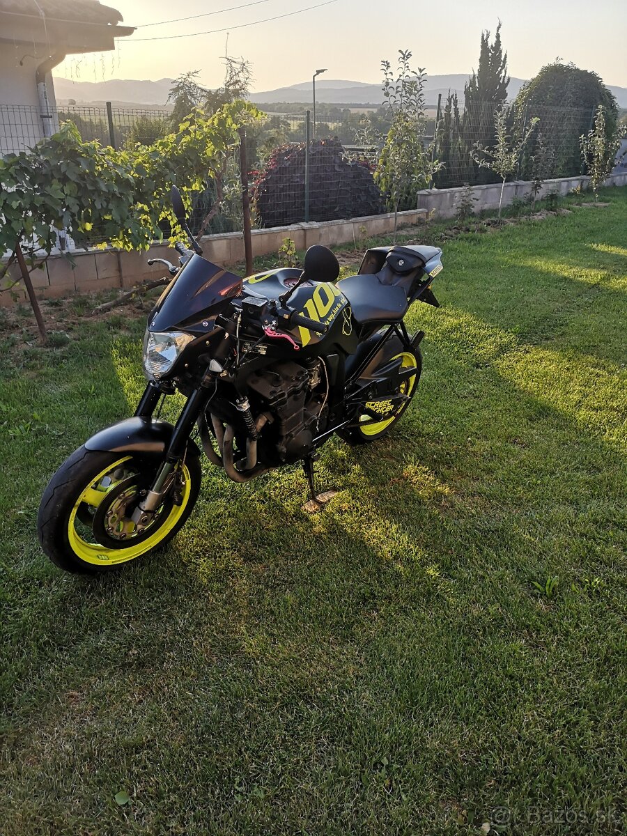 Suzuki GSXR 1100