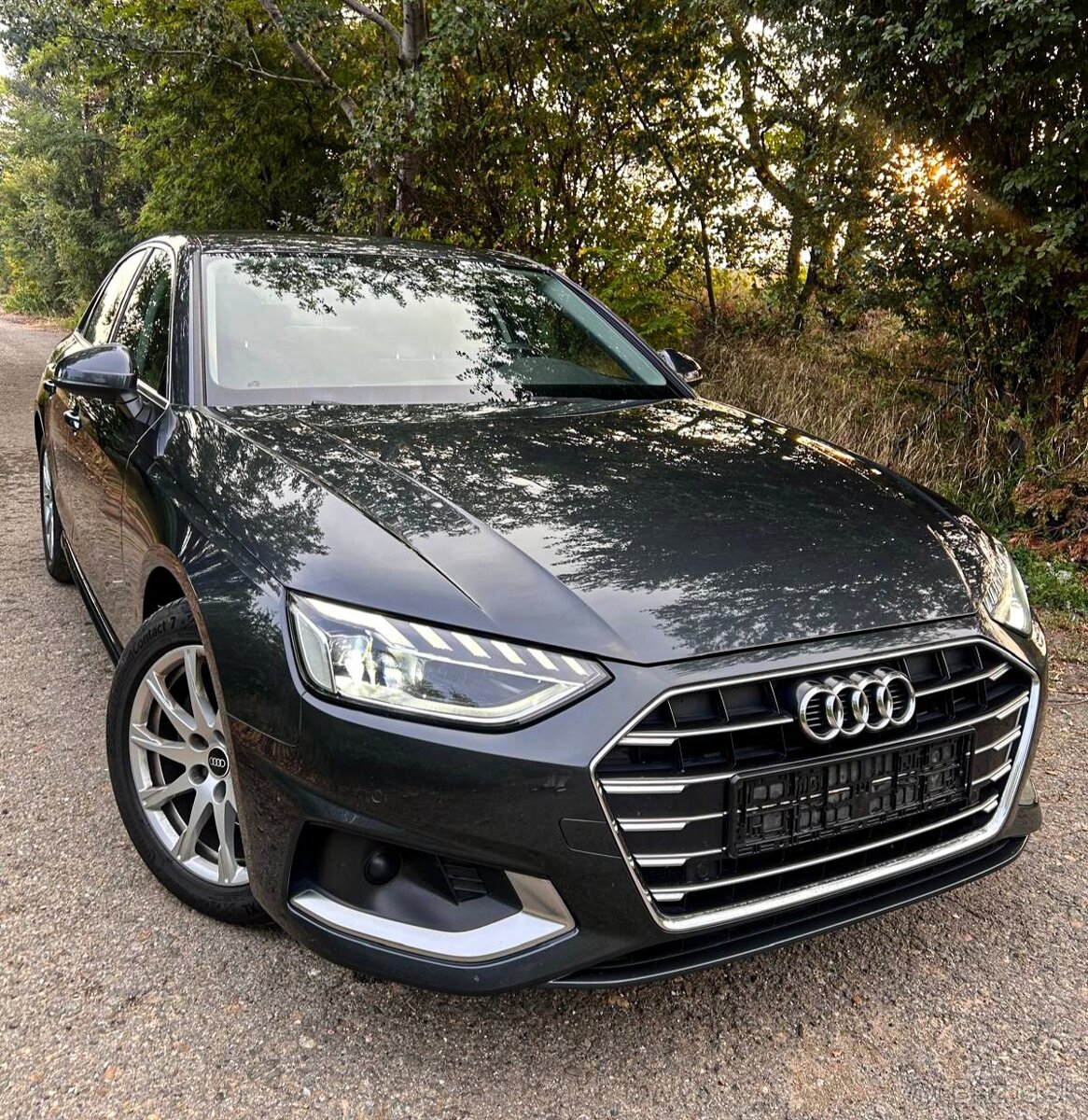 Audi A4 Advance 30 2.0 TDI S tronic Facelift r.v. 2021 SEDAN