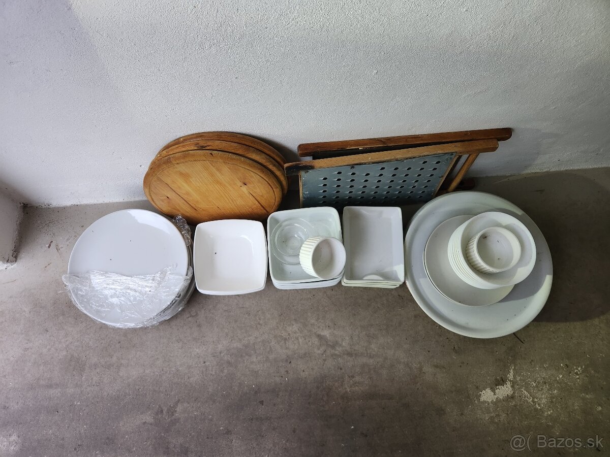 Taniere , pizza taniere 32 cm, misky polievka