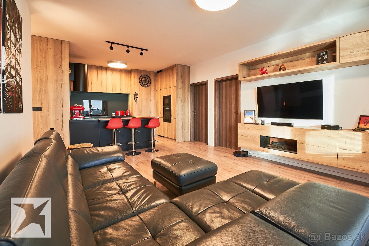 NOVOSTAVBA - 3 izb. byt s komplet zariadením na mieru