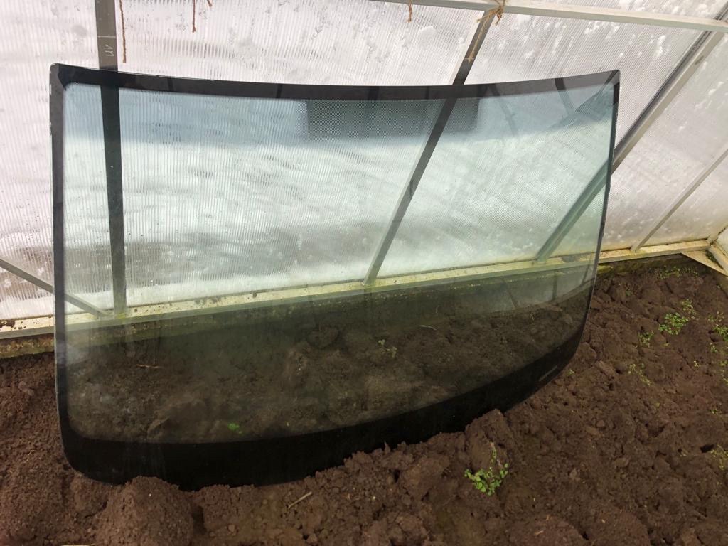 Predám čelné sklá do leon1, golf 5 passat B6, škoda octavia2