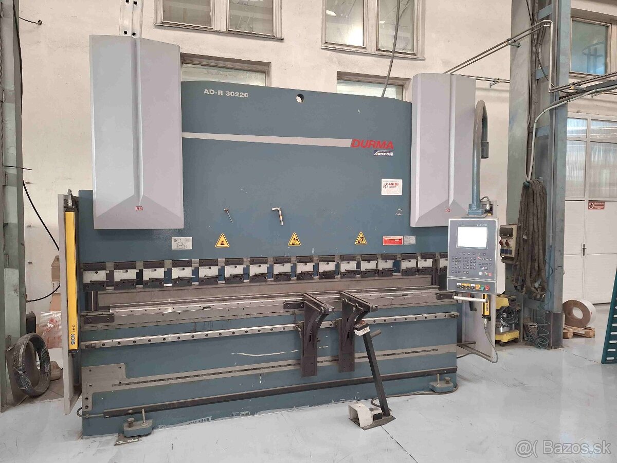 Ohraňovací lis DURMA, AD-R 30220