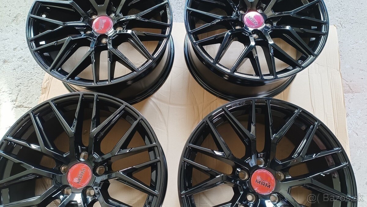 R18 5x114,3 mm ALU disky MAM čierne