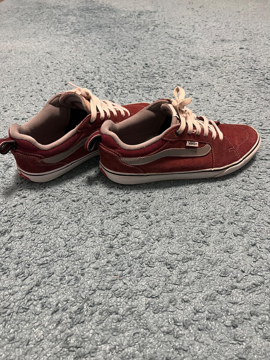 Vans tenisky