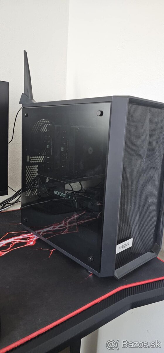 AMD RYZEN 7 9800x3D, RTX 4070 TI SUPER, DDR5 36GB, 3 TB SSD