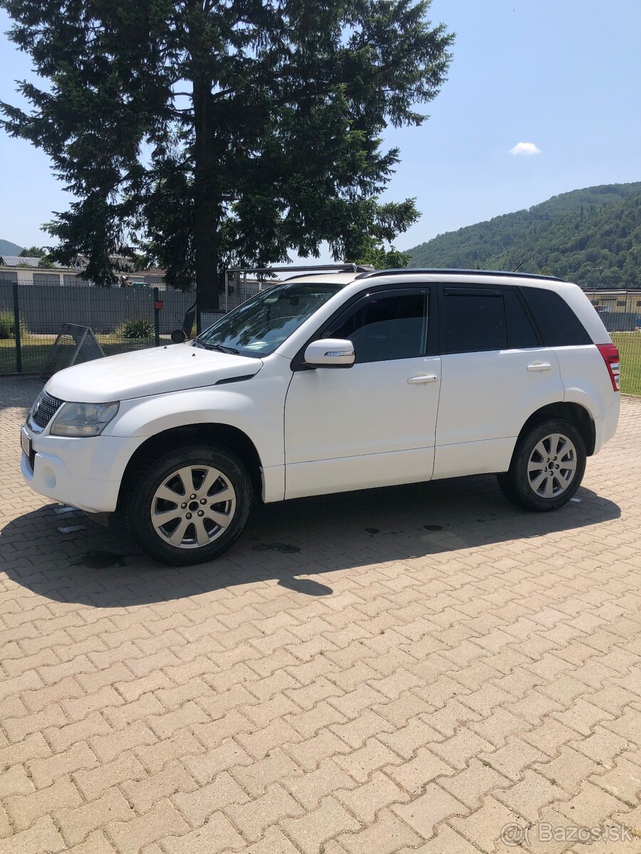 Grand Vitara 4x4 rok 2010 benzin Nova Stk Ek