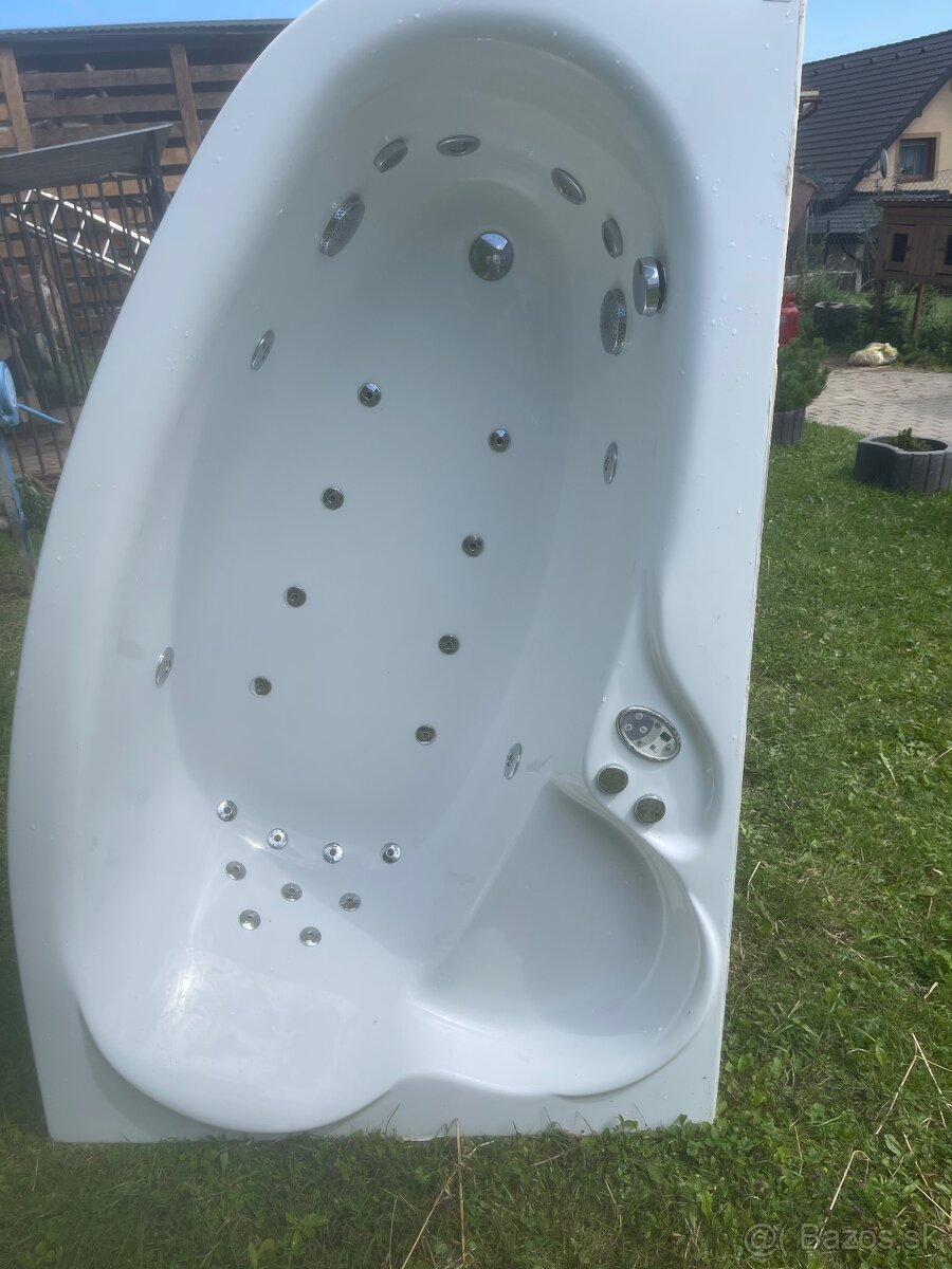 Hydromasážna vana