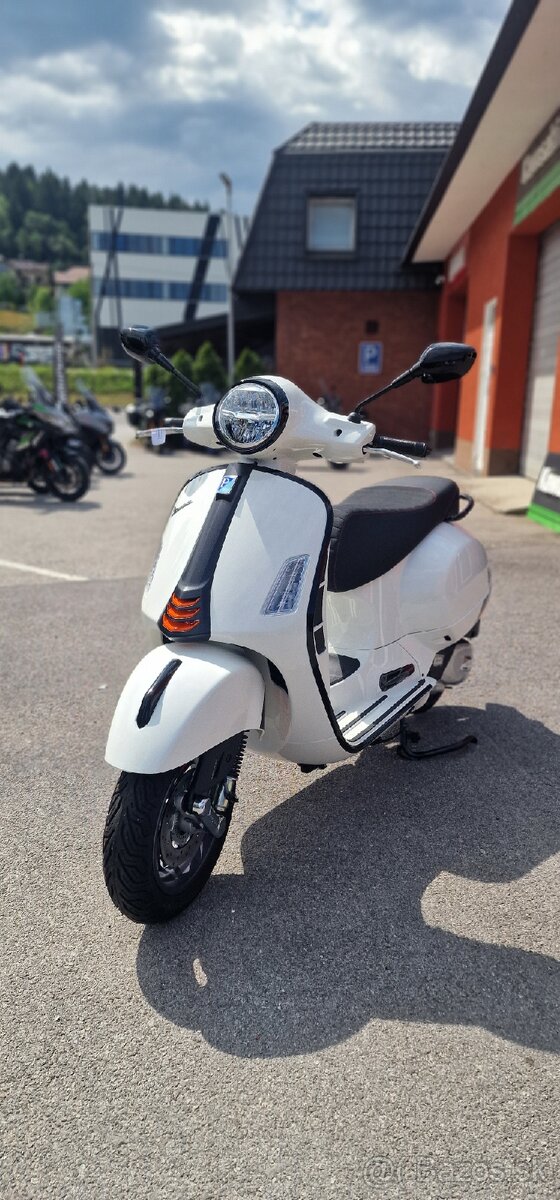 Predam Vespa 125 gts super