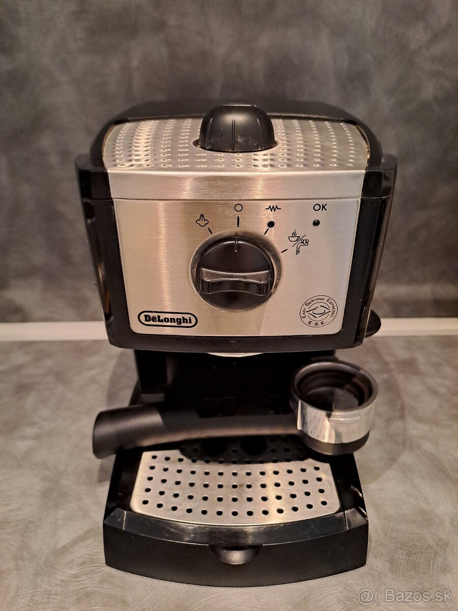 Kávovar Delonghi