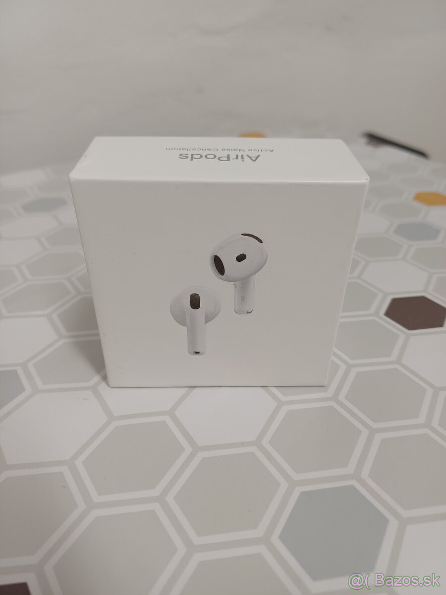 AirPods 4 s ANC