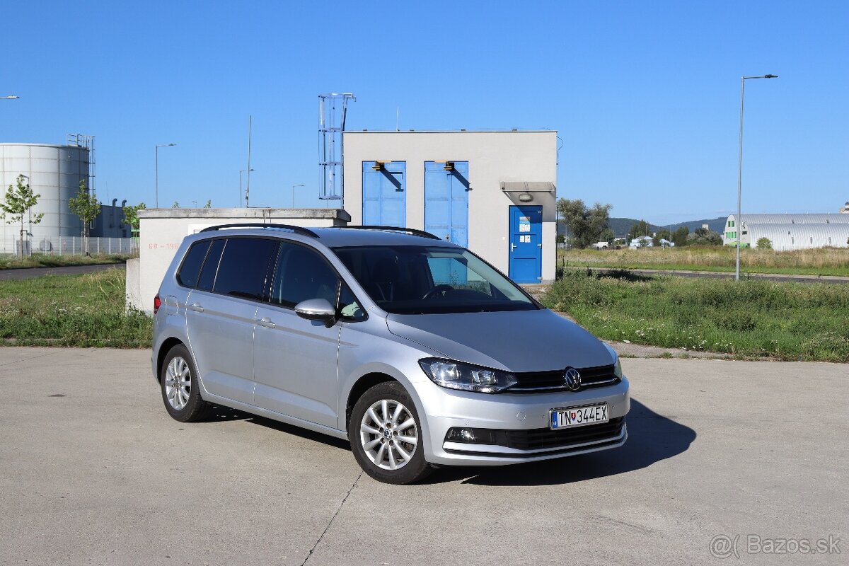 Volkswagen Touran 2.0 TDI 110KW Comfortline DSG, ÚPLNÁ SERV.