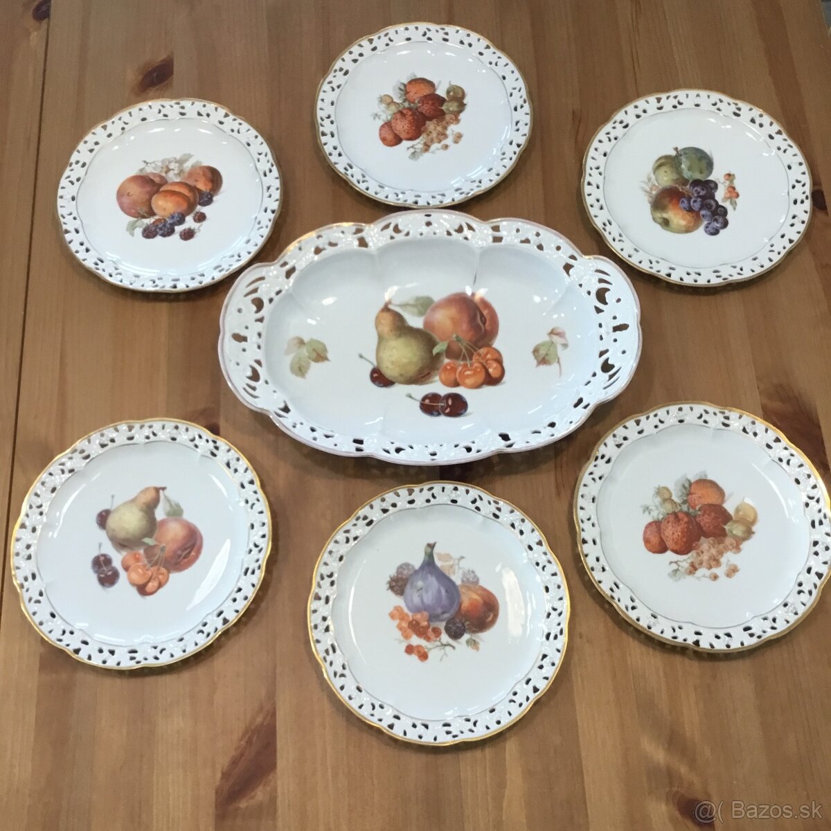 Znackova parcelanova suprava