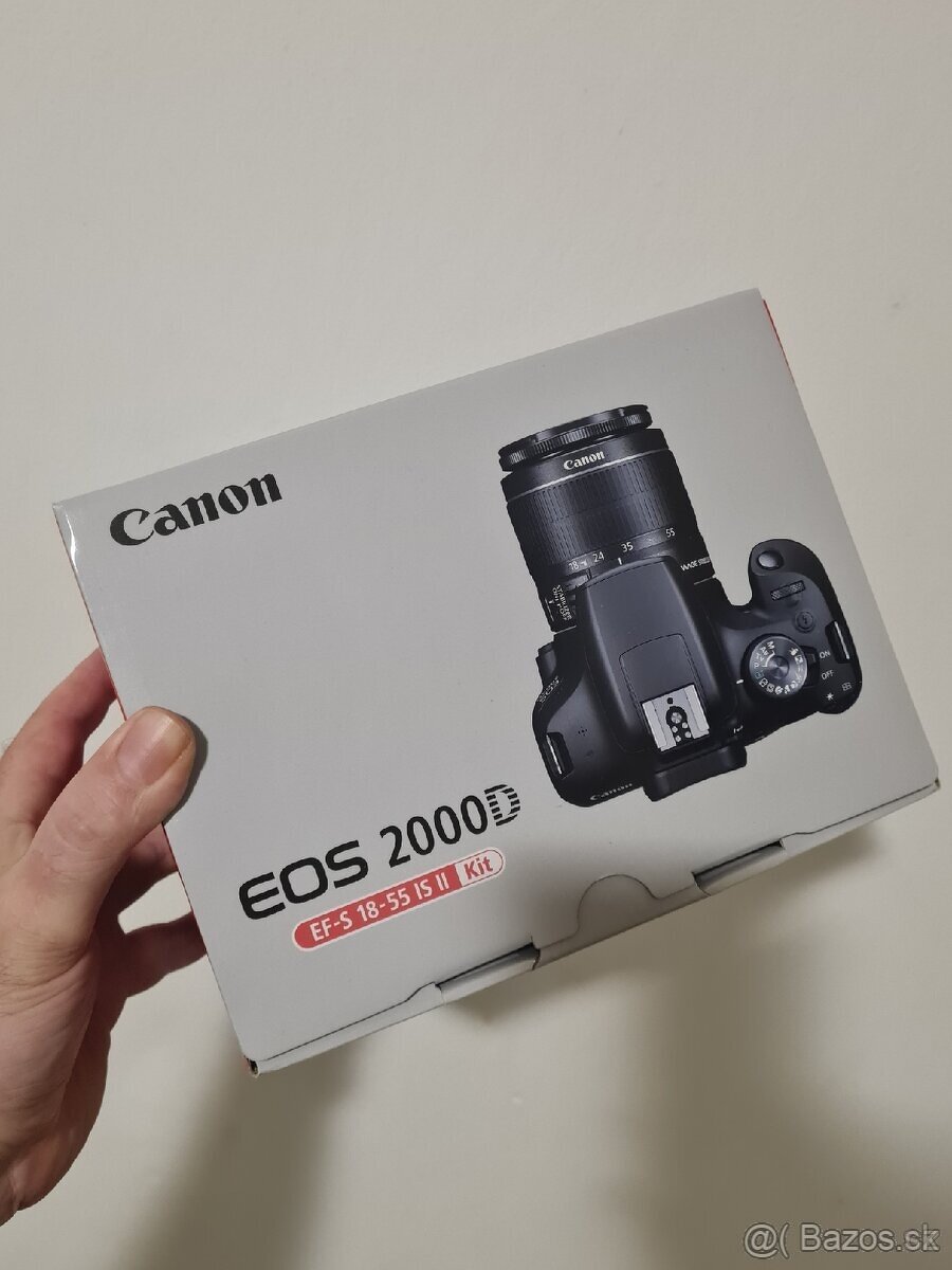 Canon EOS 2000D