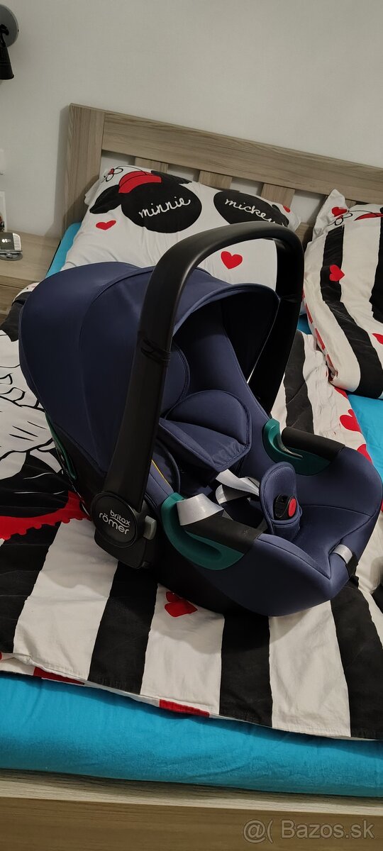 Britax Römer i-size autosedačka - vajíčko