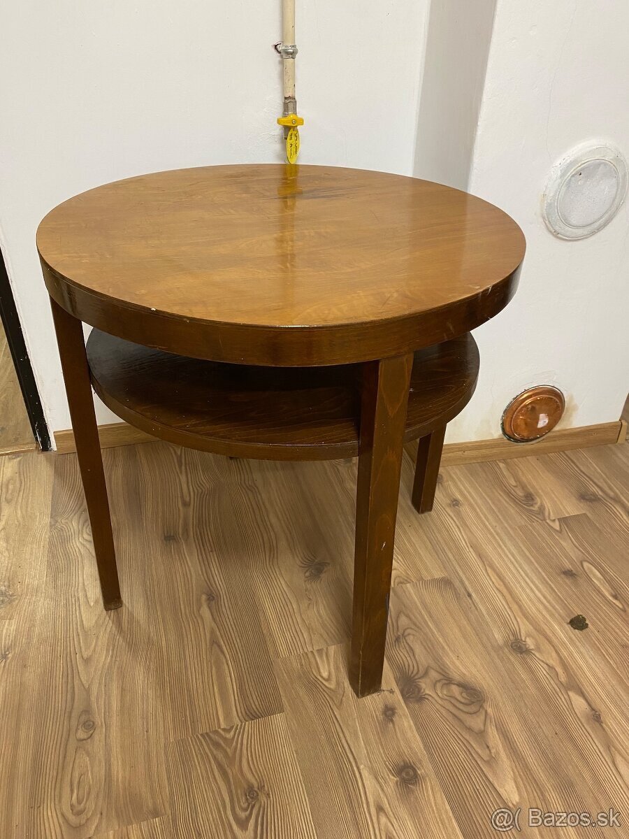 konferenčný okrúhly stolík