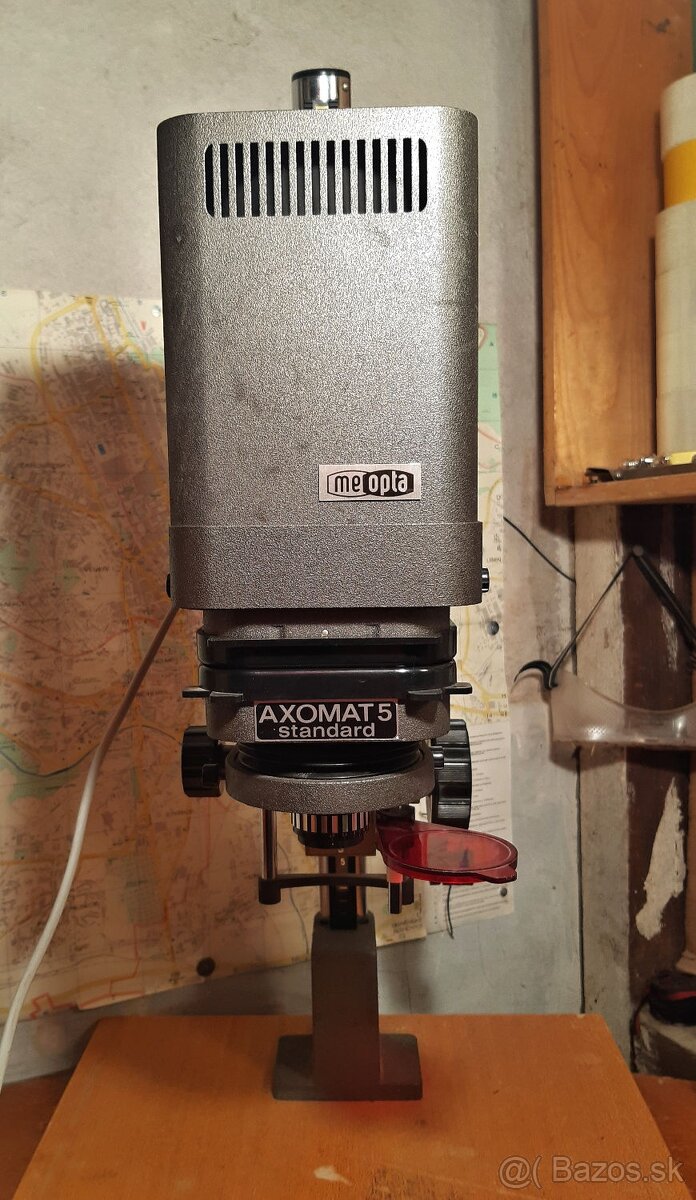 Zvětšovací přístroj Meopta Axomat 5