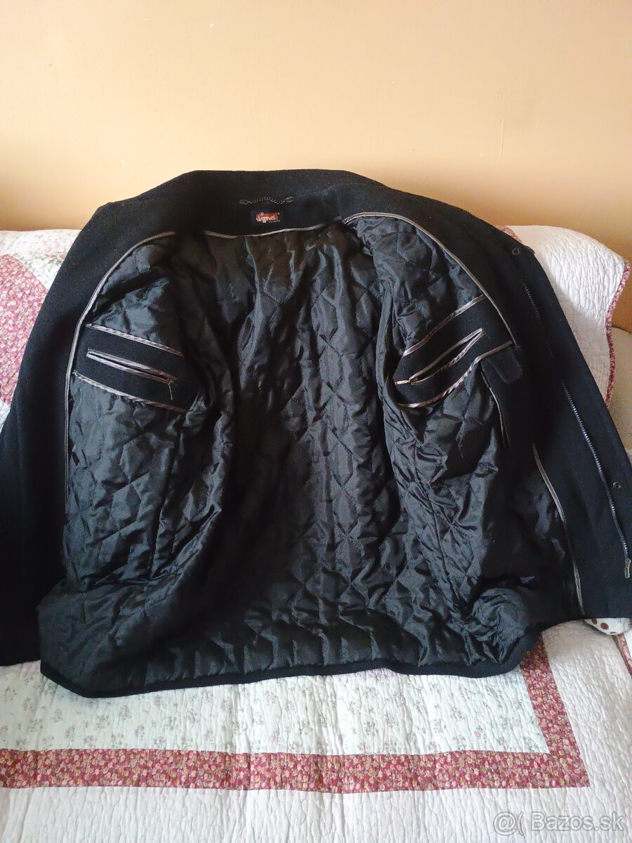 Pánsky zimný elegantný kabát