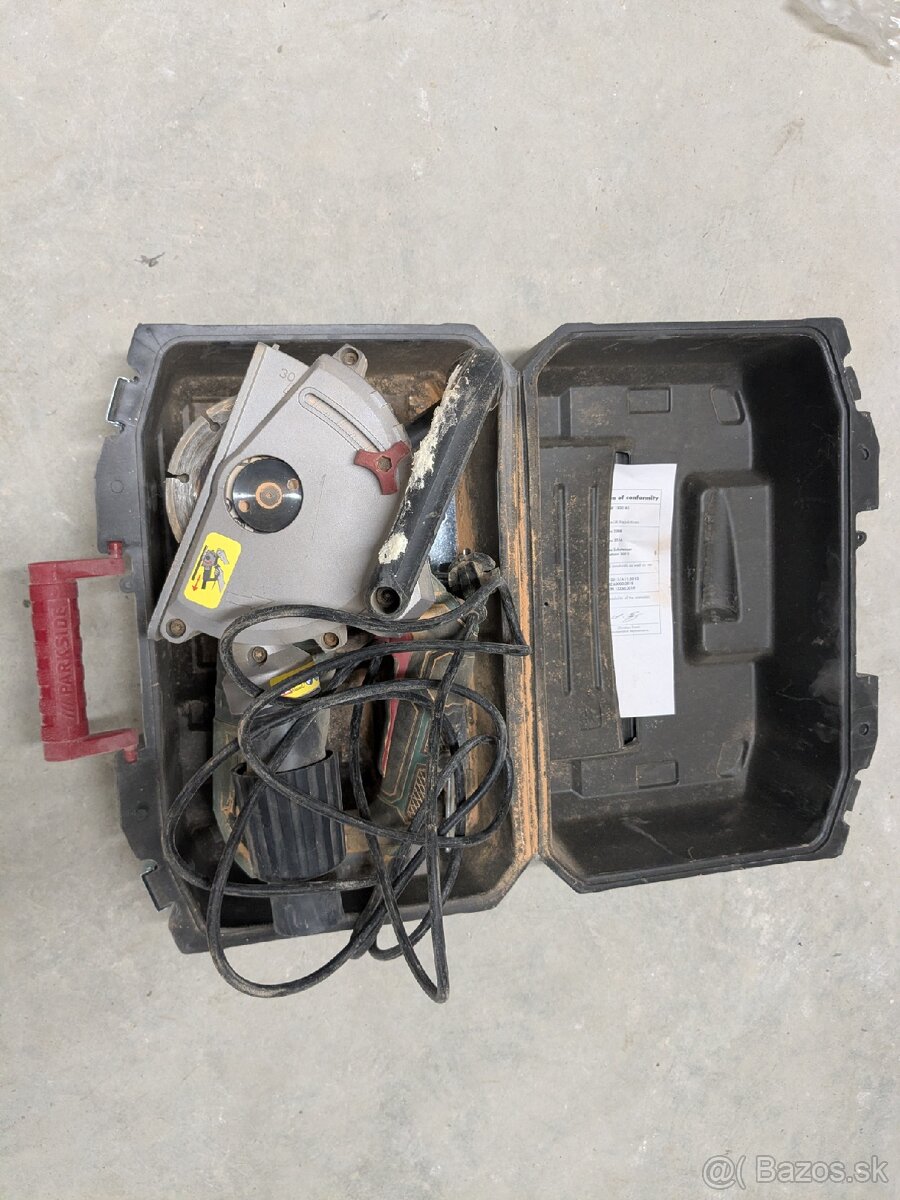 Drážkovacia fréza