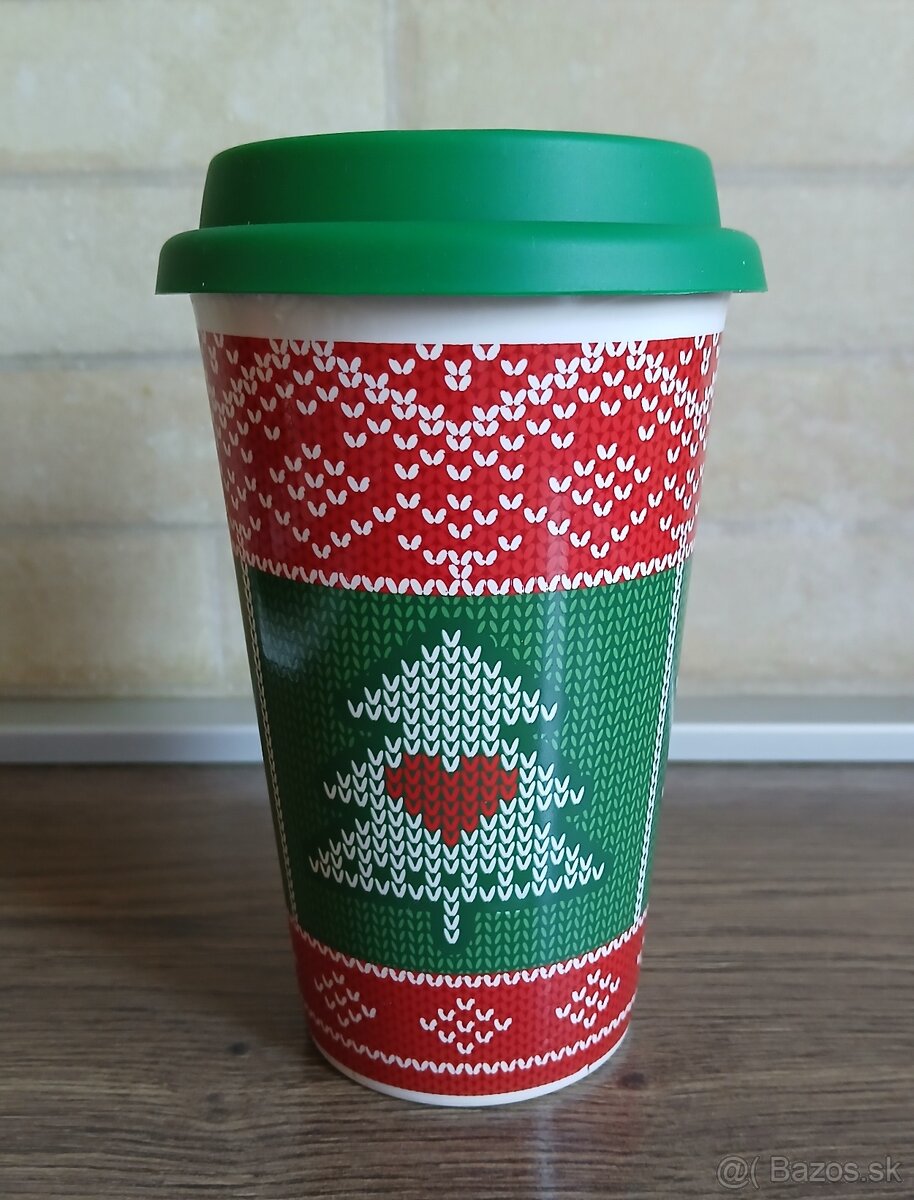 Rôzne hrnčeky/poháre