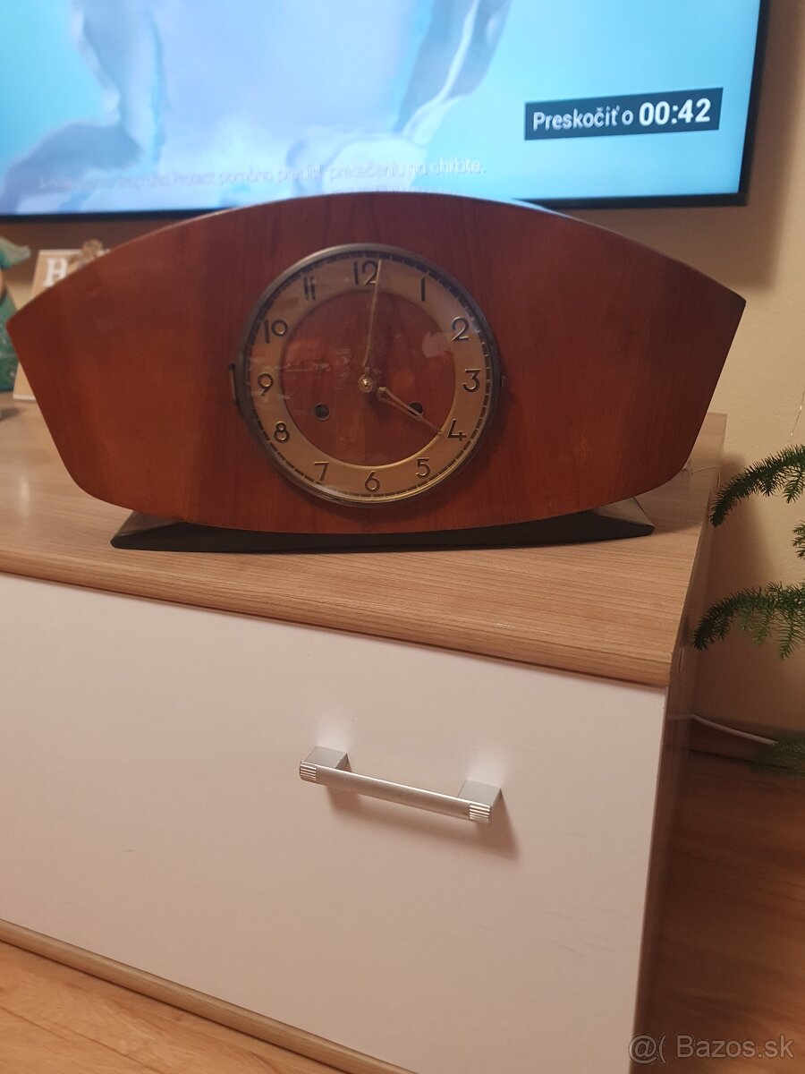hodiny 2