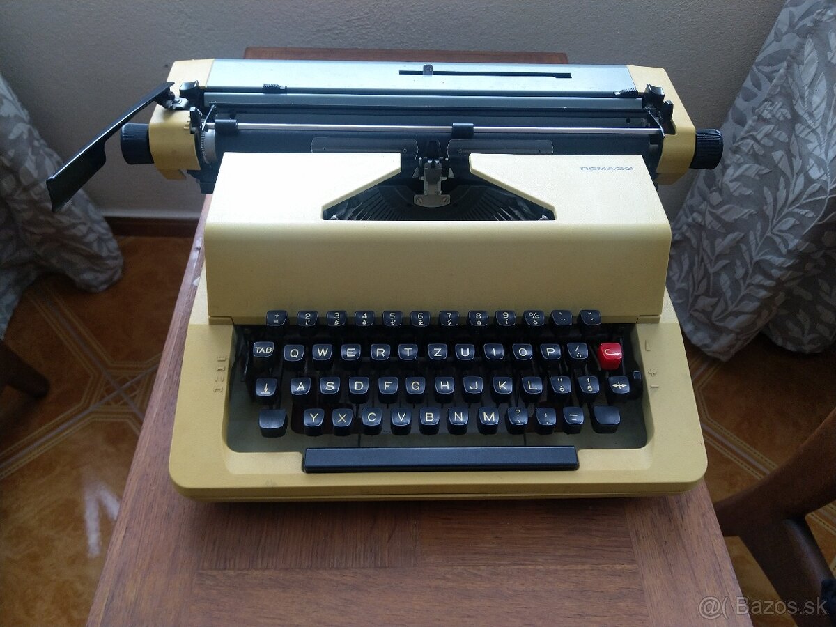 Písací stroj