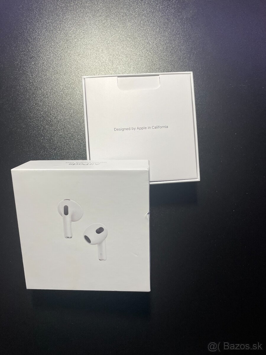 Apple AirPods (3. generácie)