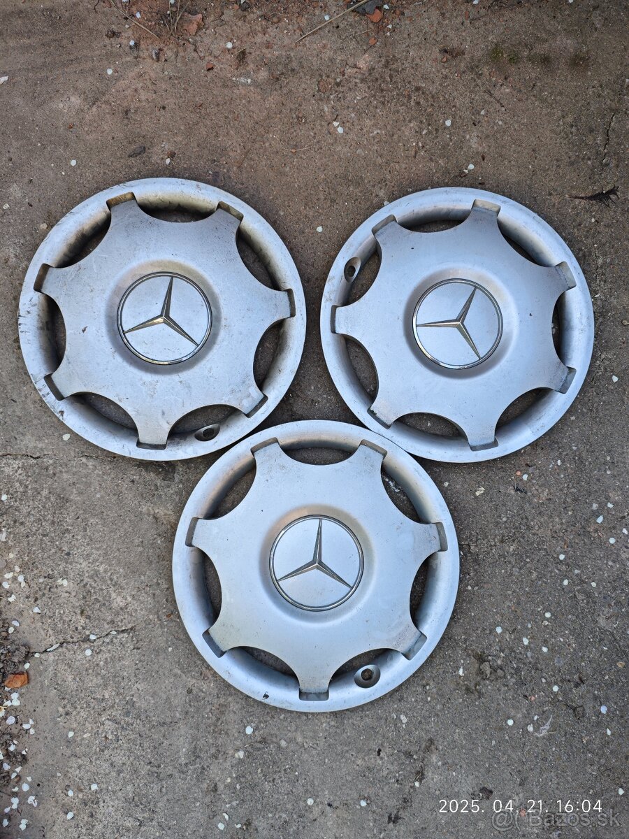 Puklice 15 Mercedes