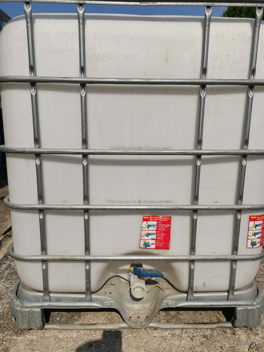 Predám IBC kontajnery