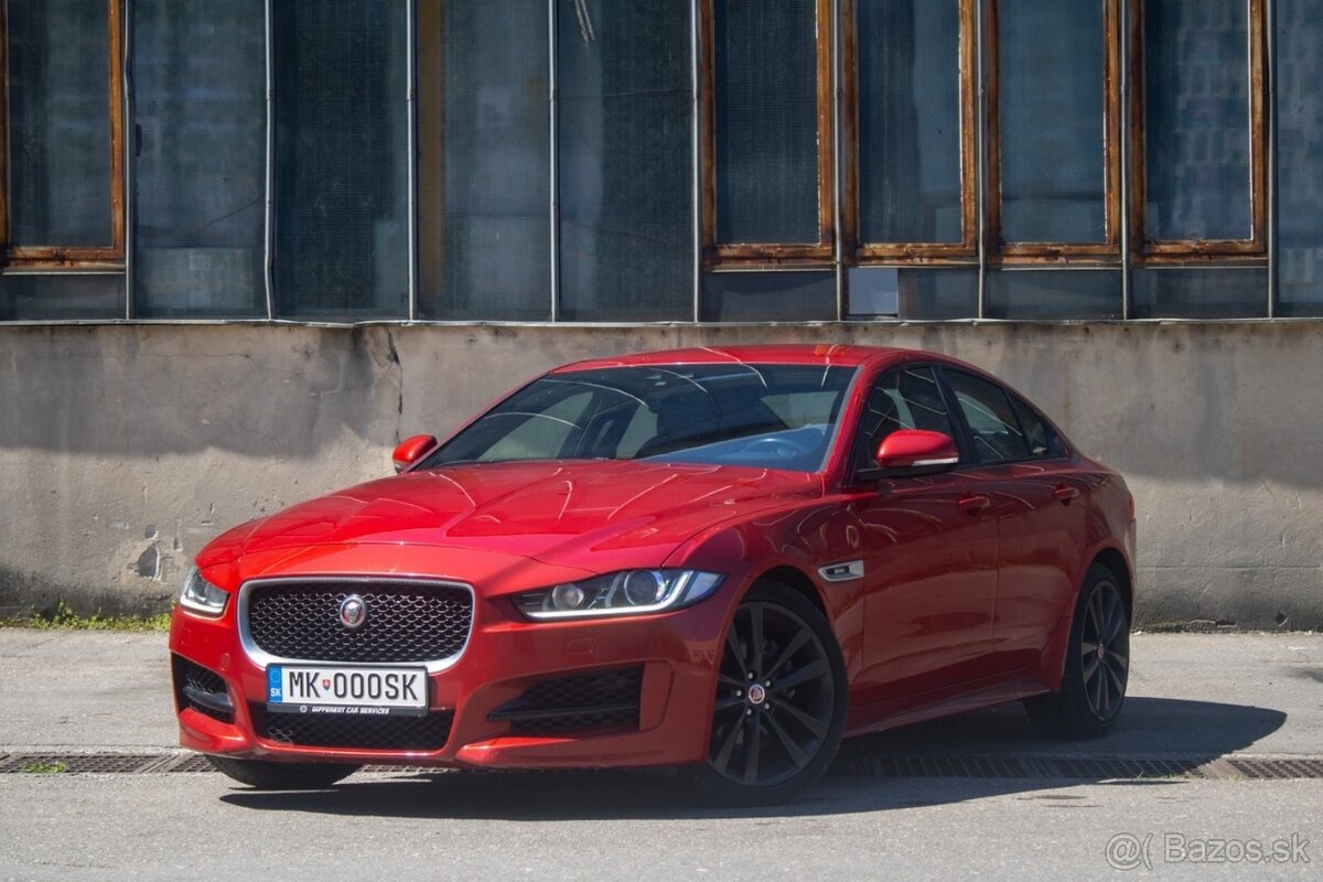 Jaguar XE