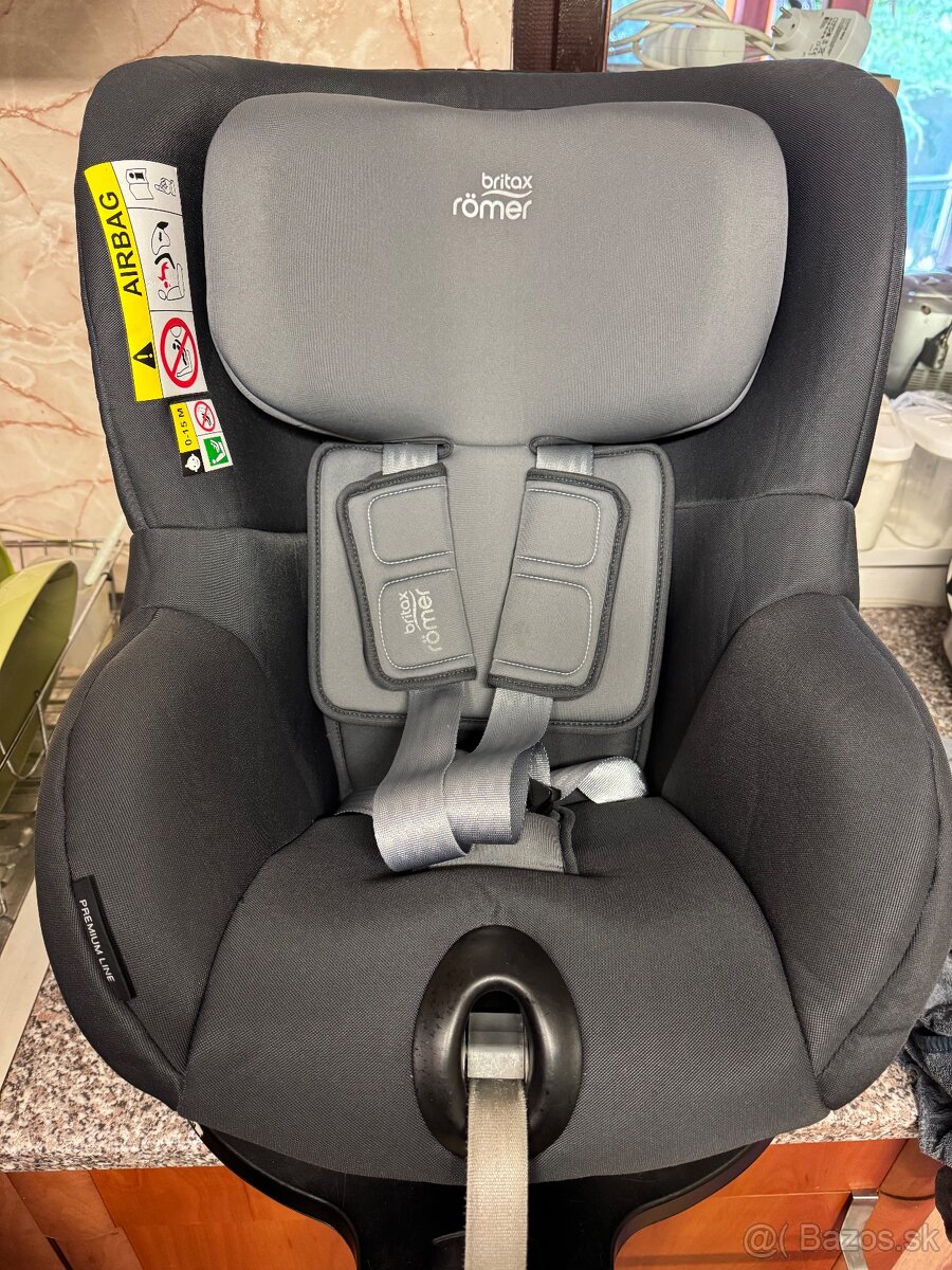 Britax Römer dualfix M i-size