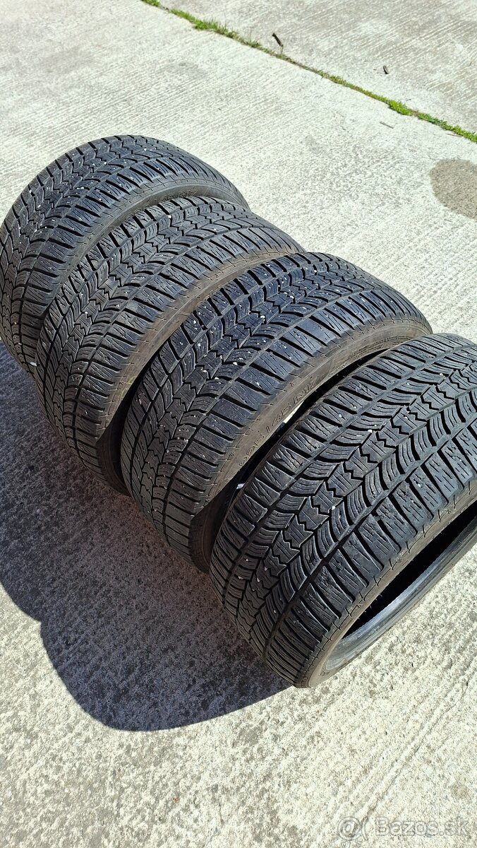 225/45 R17