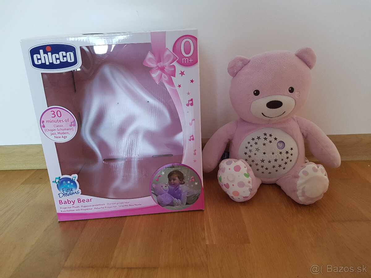 Hrajúci medveď Chicco