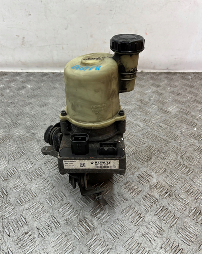 Dacia Duster I 2010- servo
