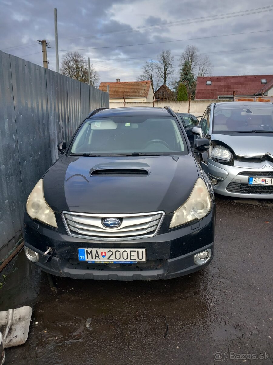 SUBARU LEGACY