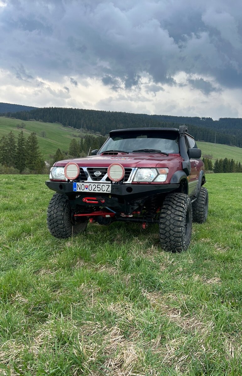 Predám Nissan Patrol y61