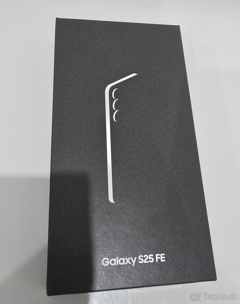 Samsung Galaxy S25 FE nový