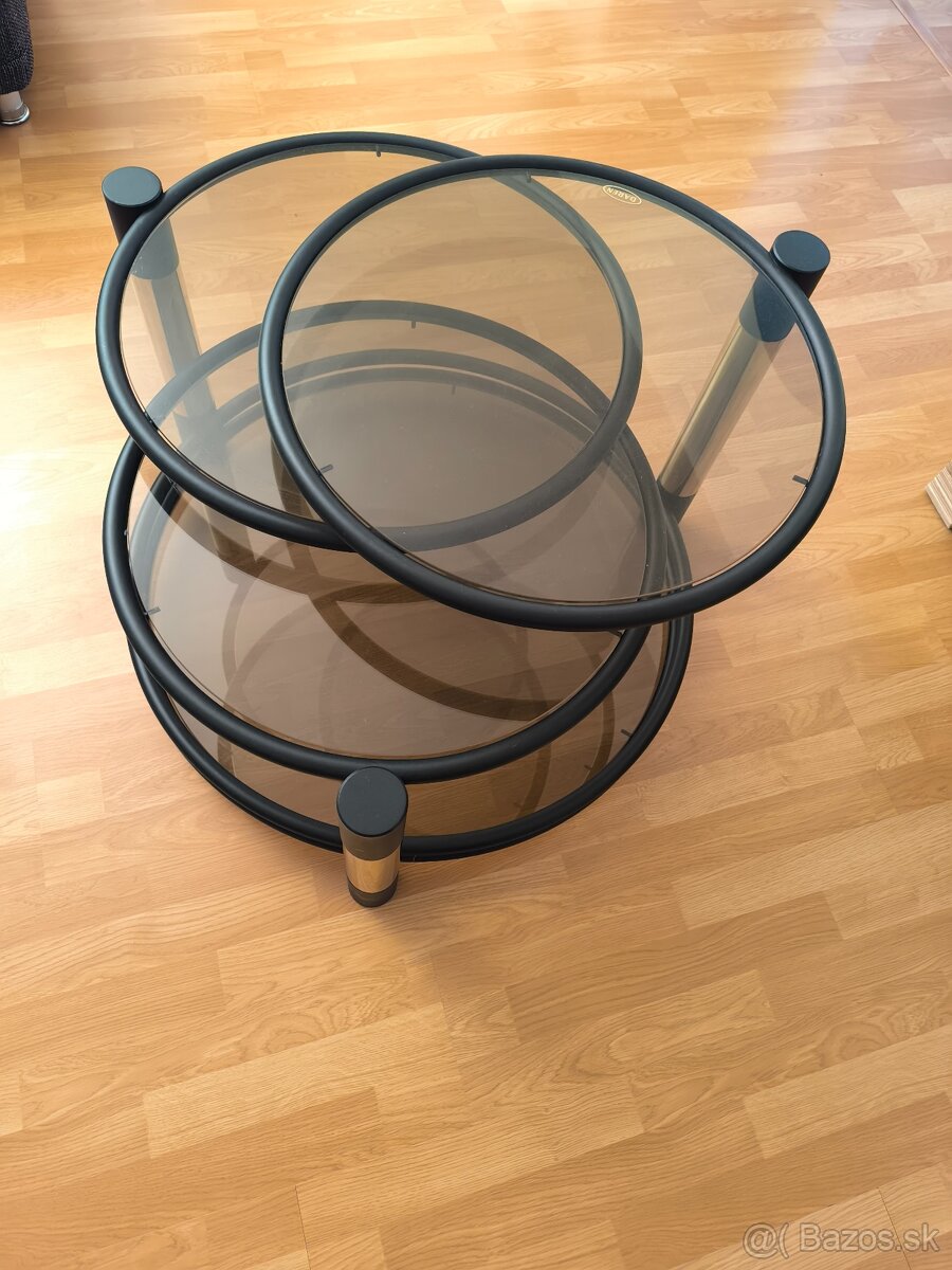 Konferenčný stolík