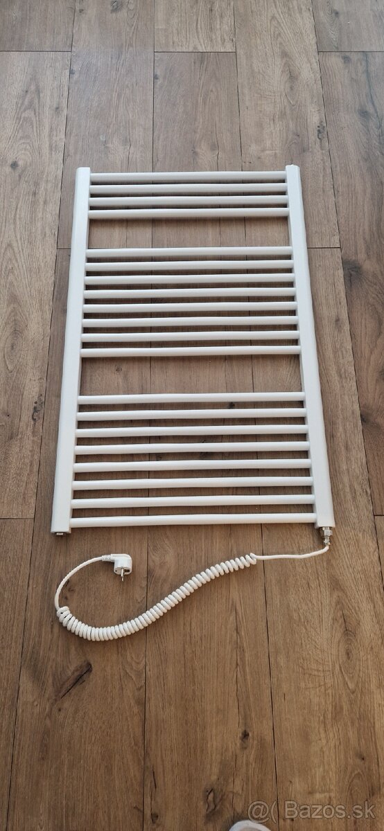 Kupelnovy radiator susiak