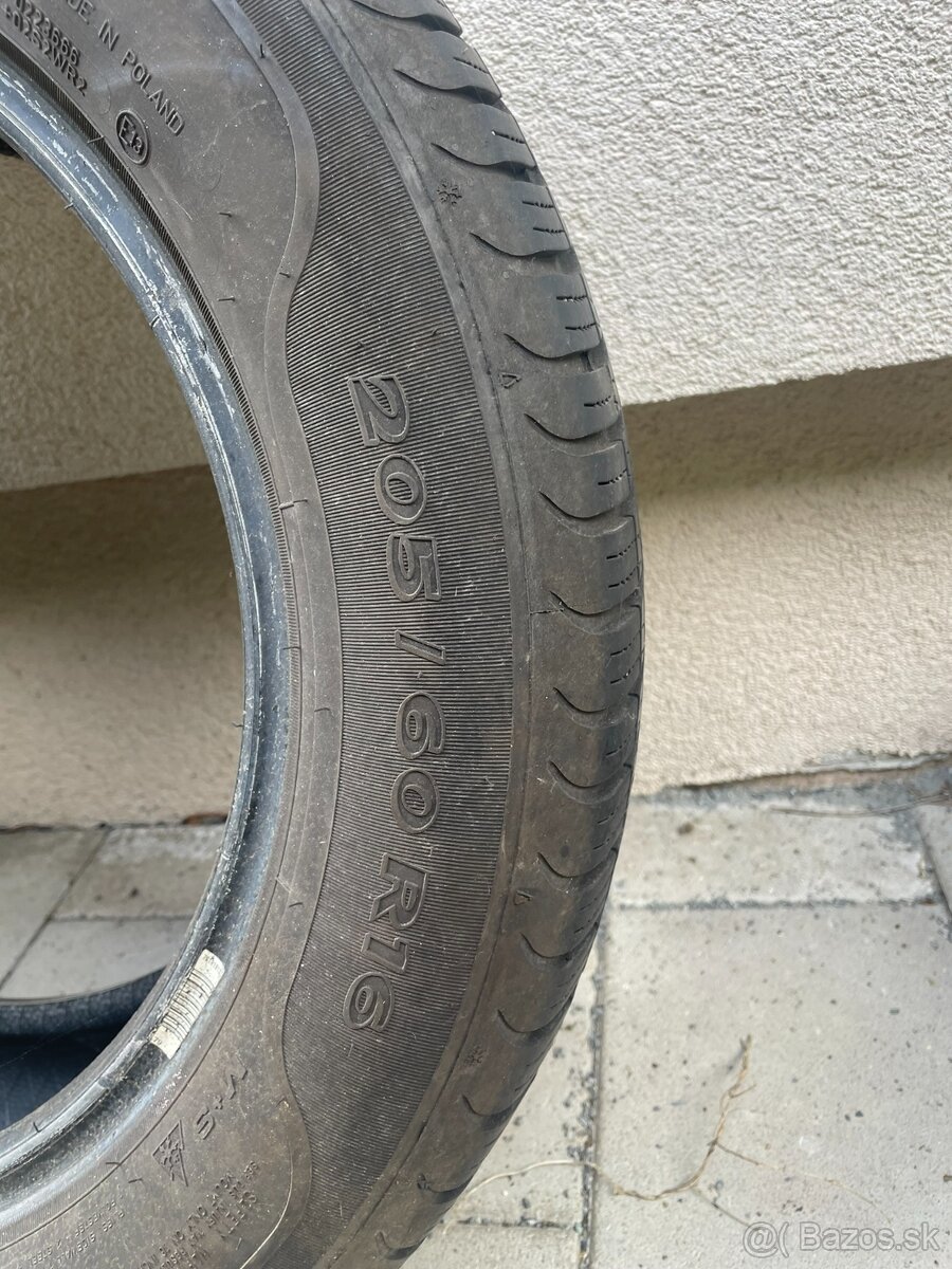 Celorocne pneu